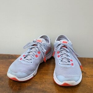 Nike Gray with Orange Sneakers size 7